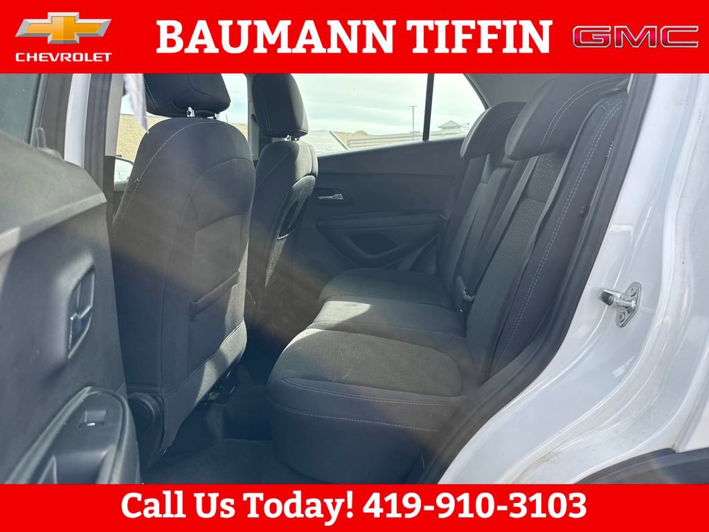 Used 2015 Chevrolet Trax LS FWD image 26