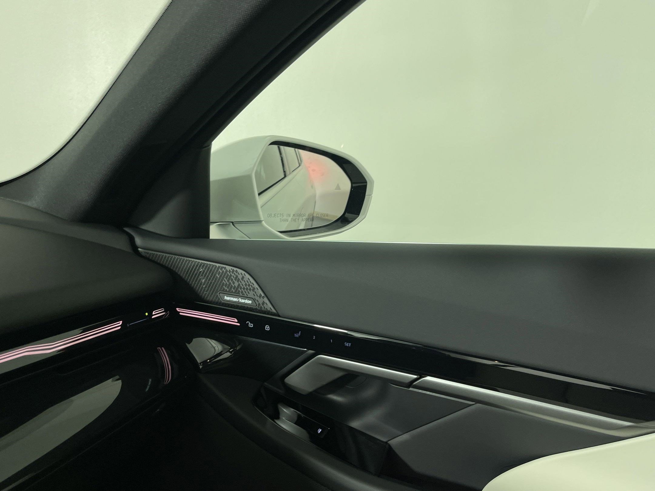 Used 2026 BMW 530i w/ Premium Package image 30