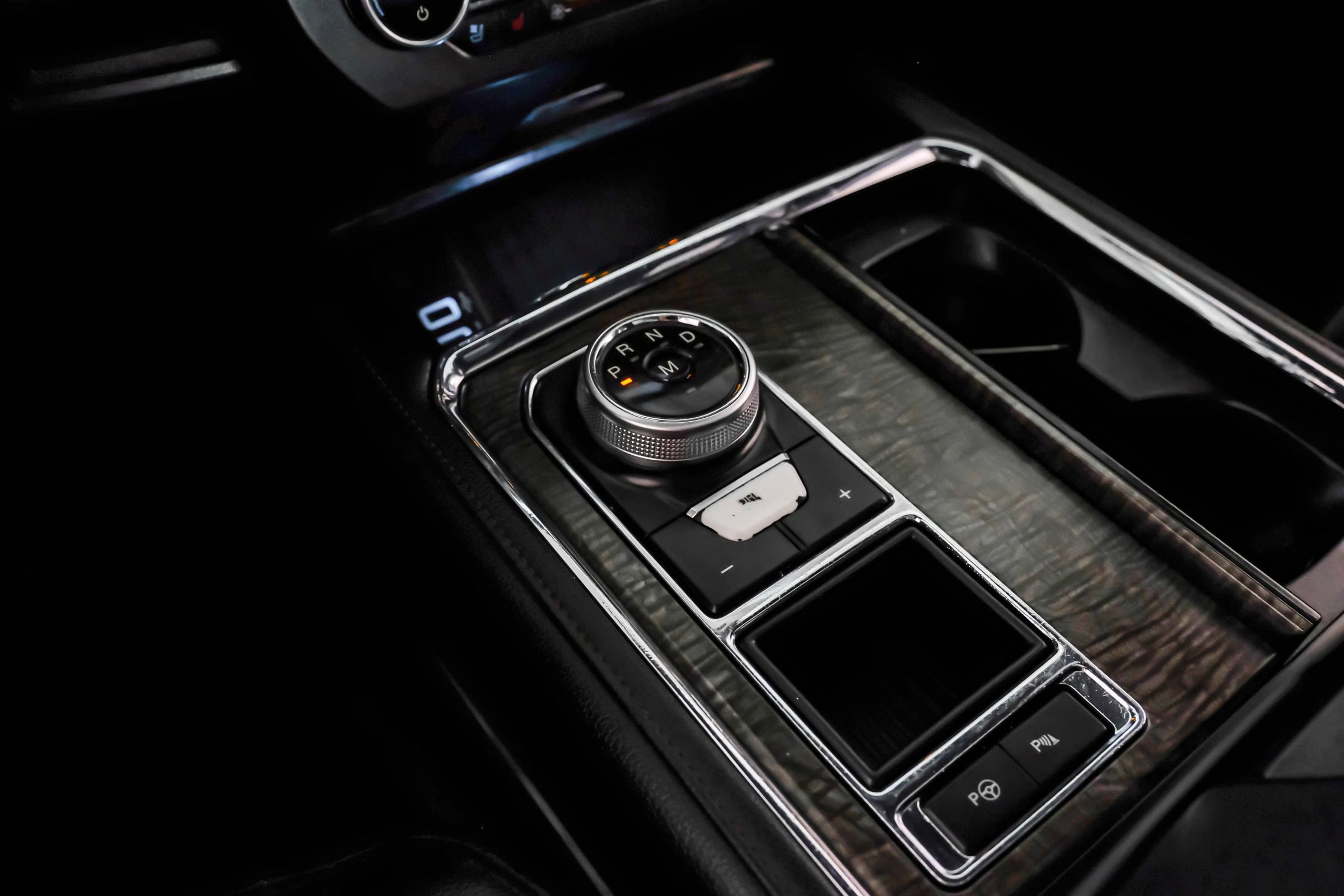 Used 2018 Ford Expedition Max Limited w/ Equipment Group 302A image 21