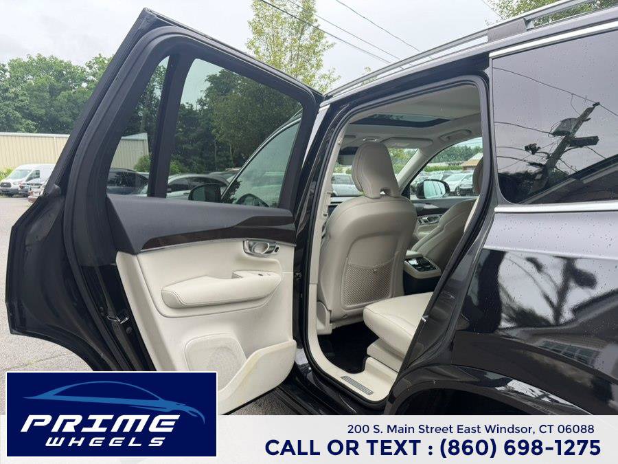 Used 2019 Volvo XC90 T6 Momentum w/ Protection Package Premier AWD/4WD image 11