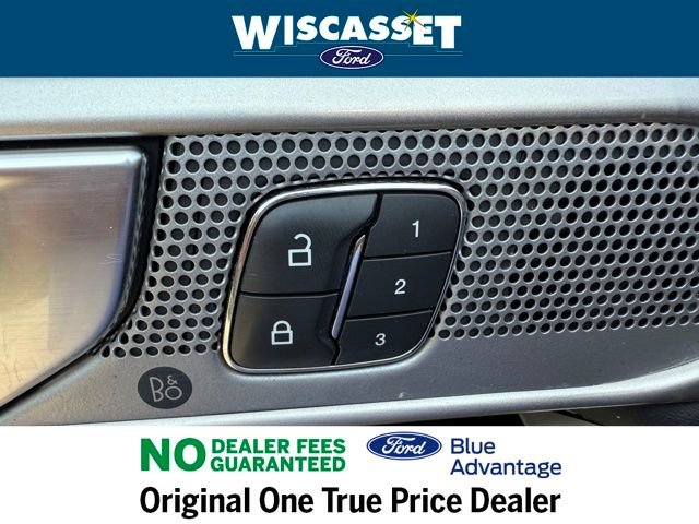 Certified 2022 Ford Explorer Limited w/ Equipment Group 301A image 25