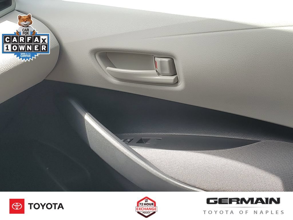 Used 2026 Toyota Corolla LE FWD image 27