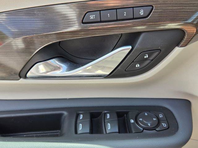 Used 2022 GMC Terrain Denali w/ Denali Premium Package AWD/4WD image 22