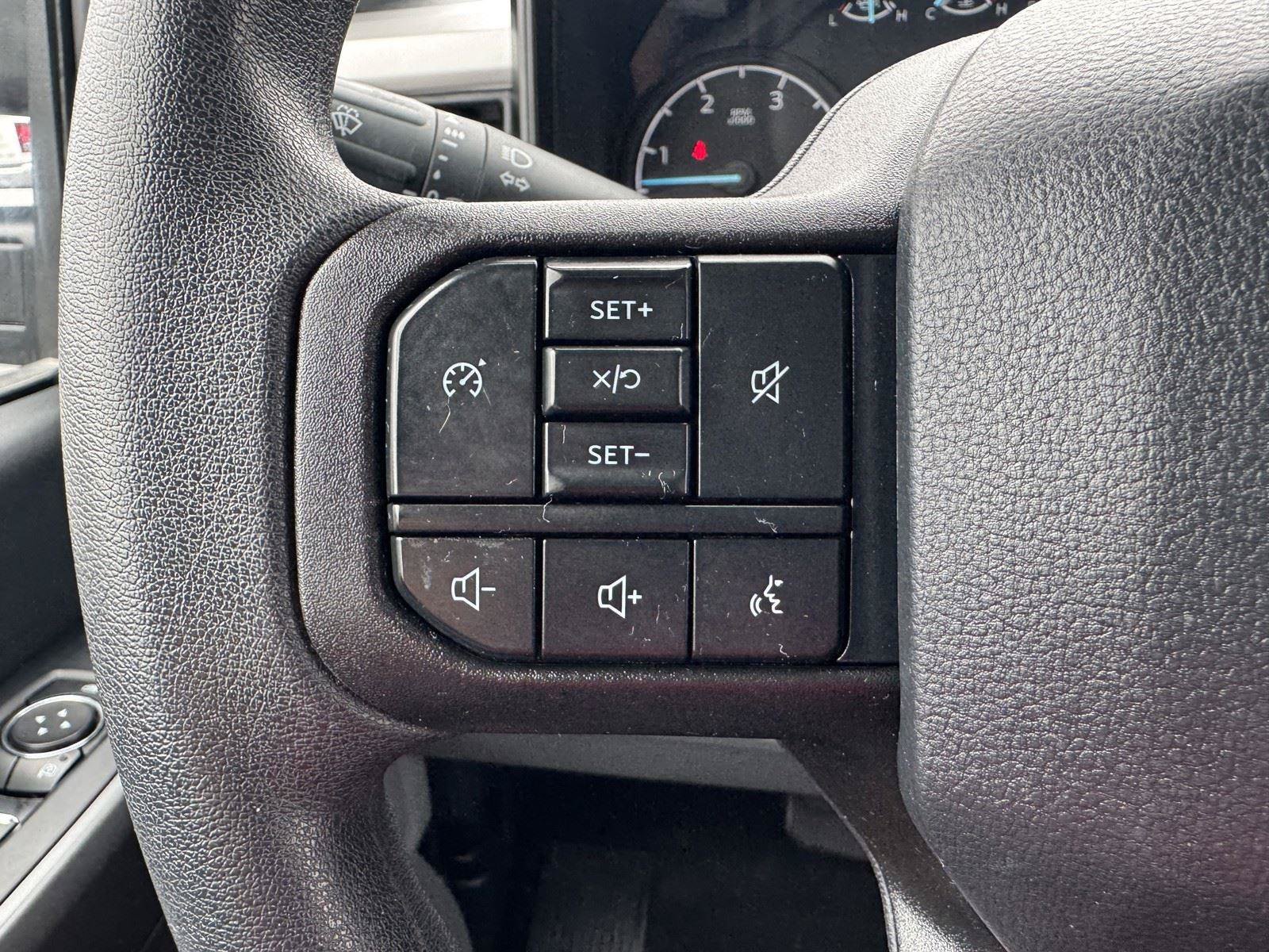 Used 2025 Ford F250 XLT w/ FX4 Off-Road Package AWD/4WD image 18