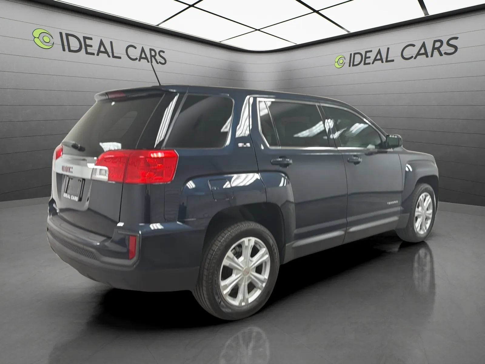 Used 2017 GMC Terrain SLE FWD image 5