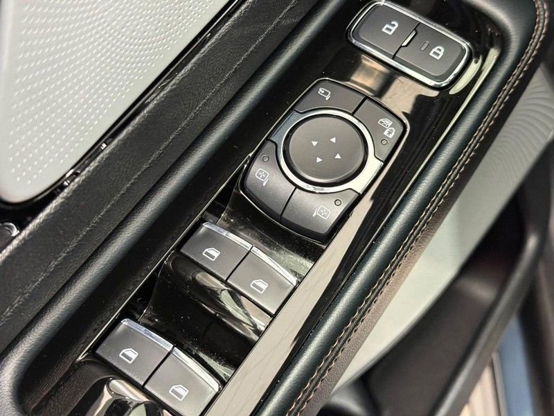 Used 2025 Lincoln Aviator Reserve w/ Equipment Group 201A image 21
