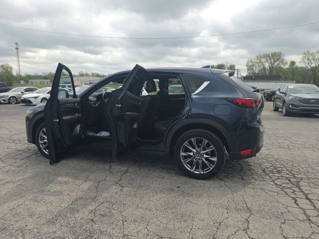 Used 2021 MAZDA CX-5 Signature AWD/4WD image 16