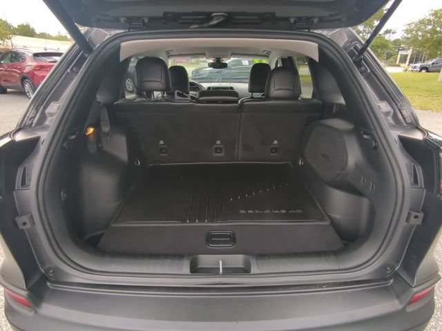 Used 2019 Jeep Cherokee Limited FWD image 14
