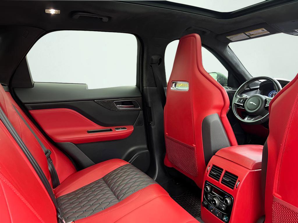 Used 2019 Jaguar F-PACE SVR AWD/4WD image 29