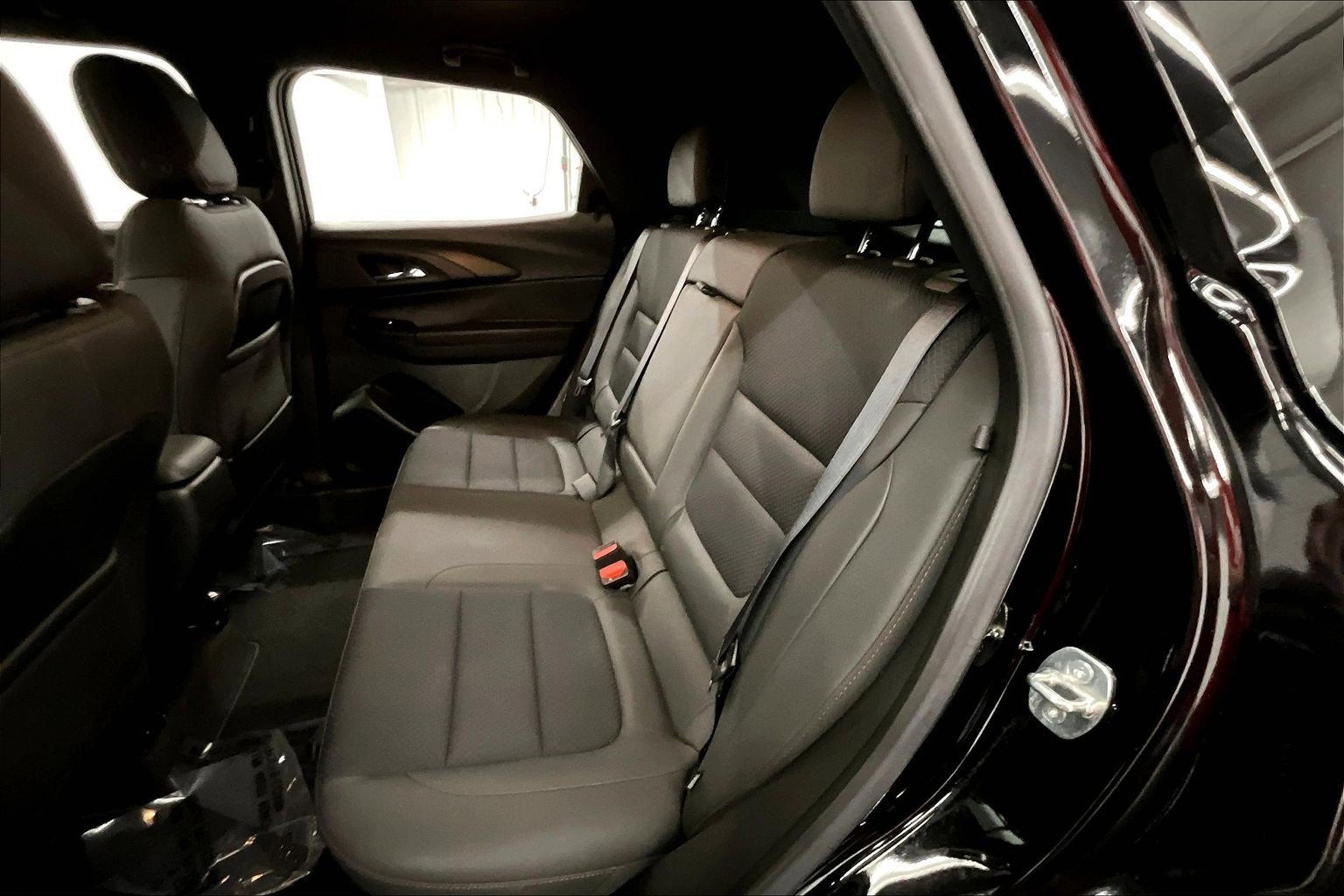 Used 2023 Chevrolet TrailBlazer RS FWD image 23