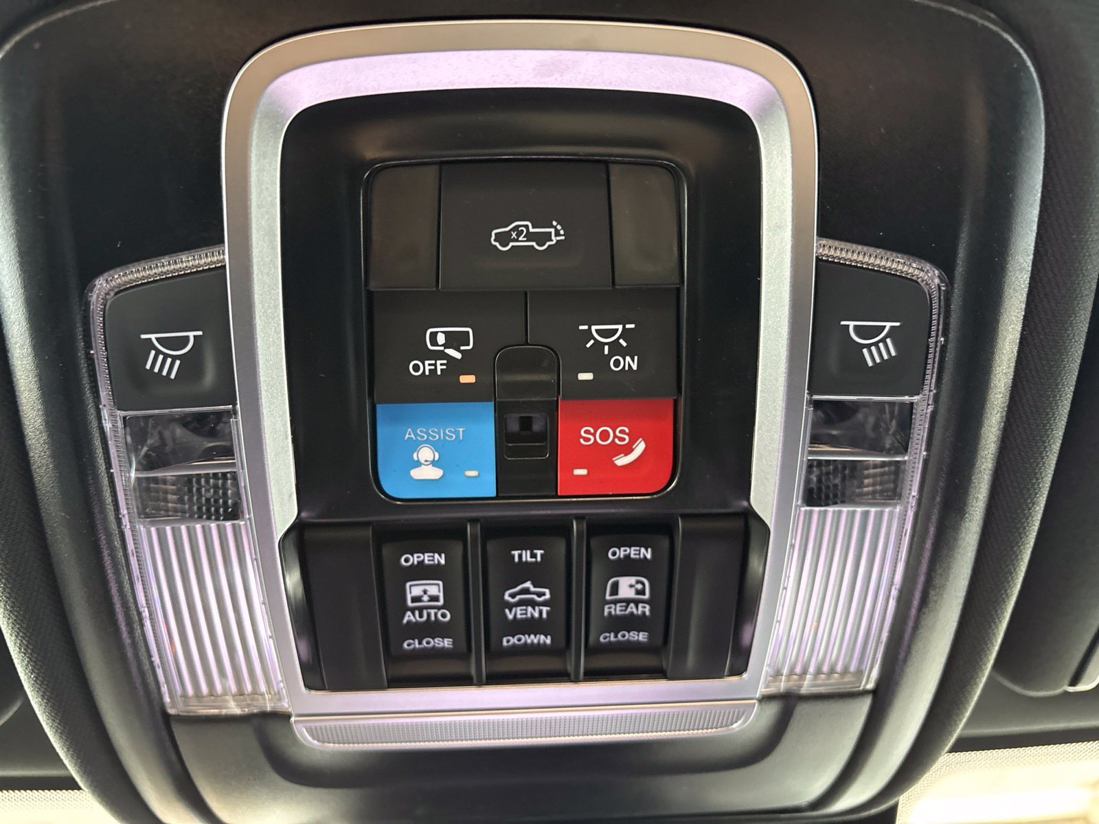 New 2027 RAM 2500 Laramie AWD/4WD image 23