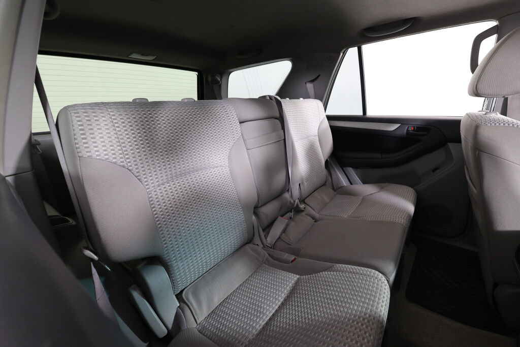 Used 2008 Toyota 4Runner SR5 AWD/4WD image 21