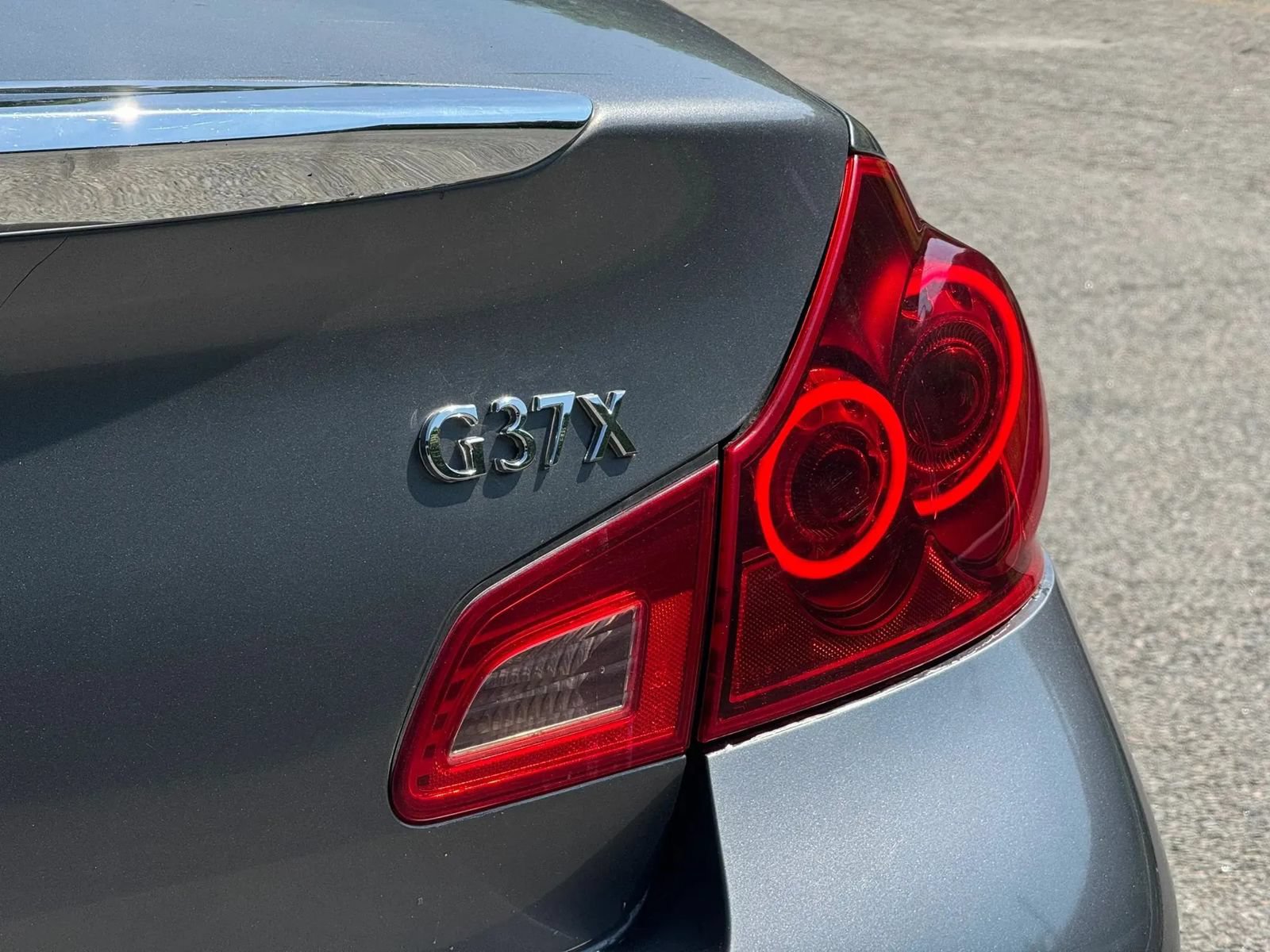 Used 2013 INFINITI G37 x Sedan w/ Premium Pkg AWD/4WD image 9