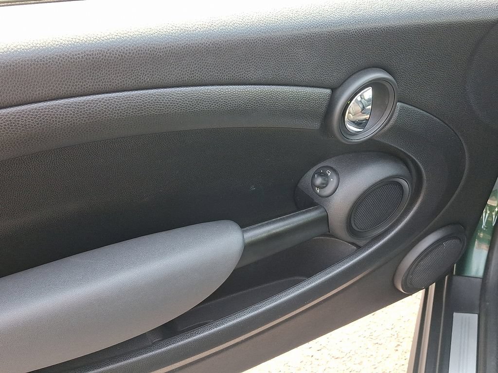 Used 2012 MINI Cooper Hardtop FWD image 12