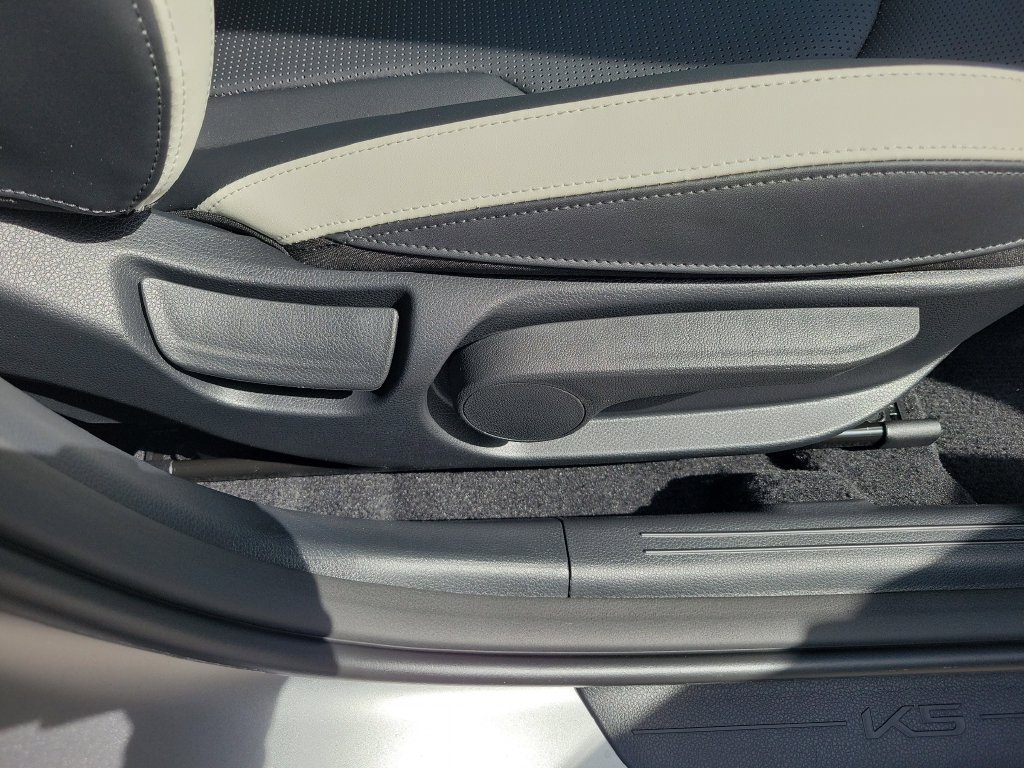 New 2026 Kia K5 GT-Line FWD image 9