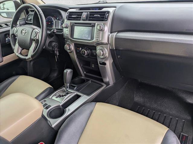 Used 2014 Toyota 4Runner SR5 image 22