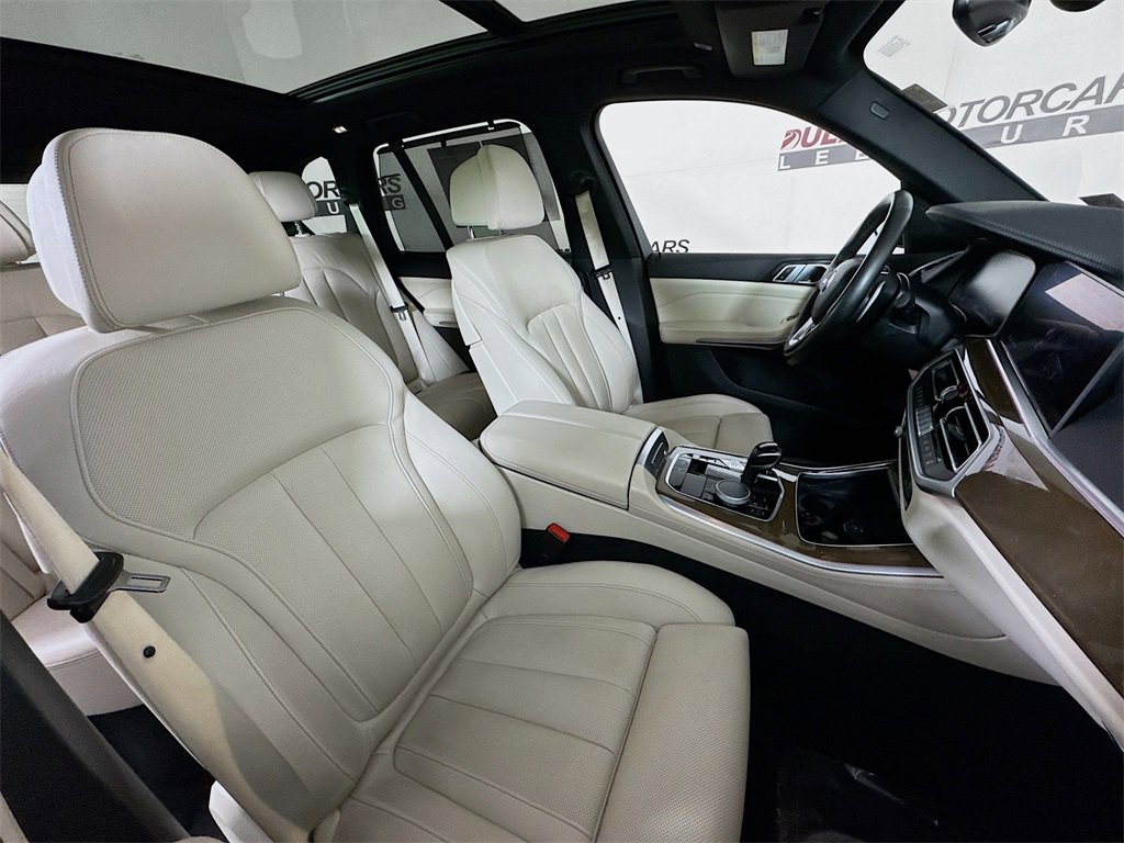 Used 2020 BMW X5 xDrive40i w/ Premium Package image 28