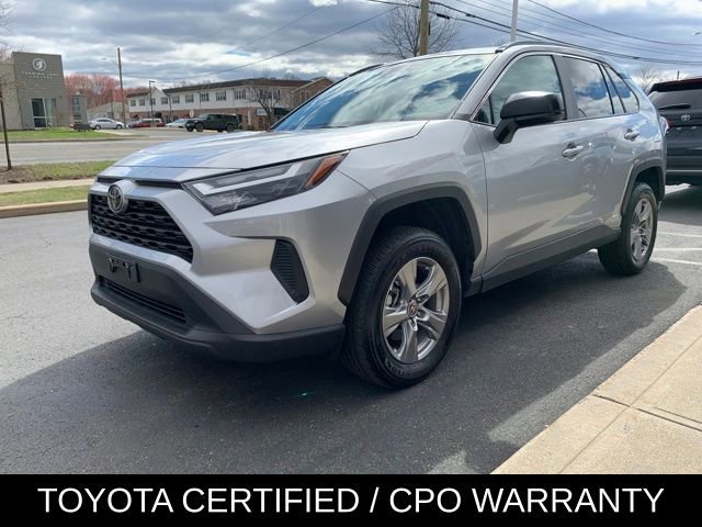 Used 2025 Toyota RAV4 LE image 8