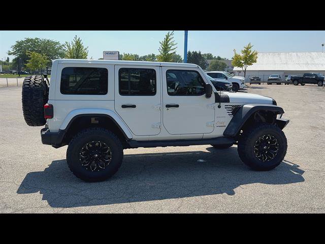Used 2018 Jeep Wrangler Unlimited Sahara w/ Dual Top Group AWD/4WD image 37