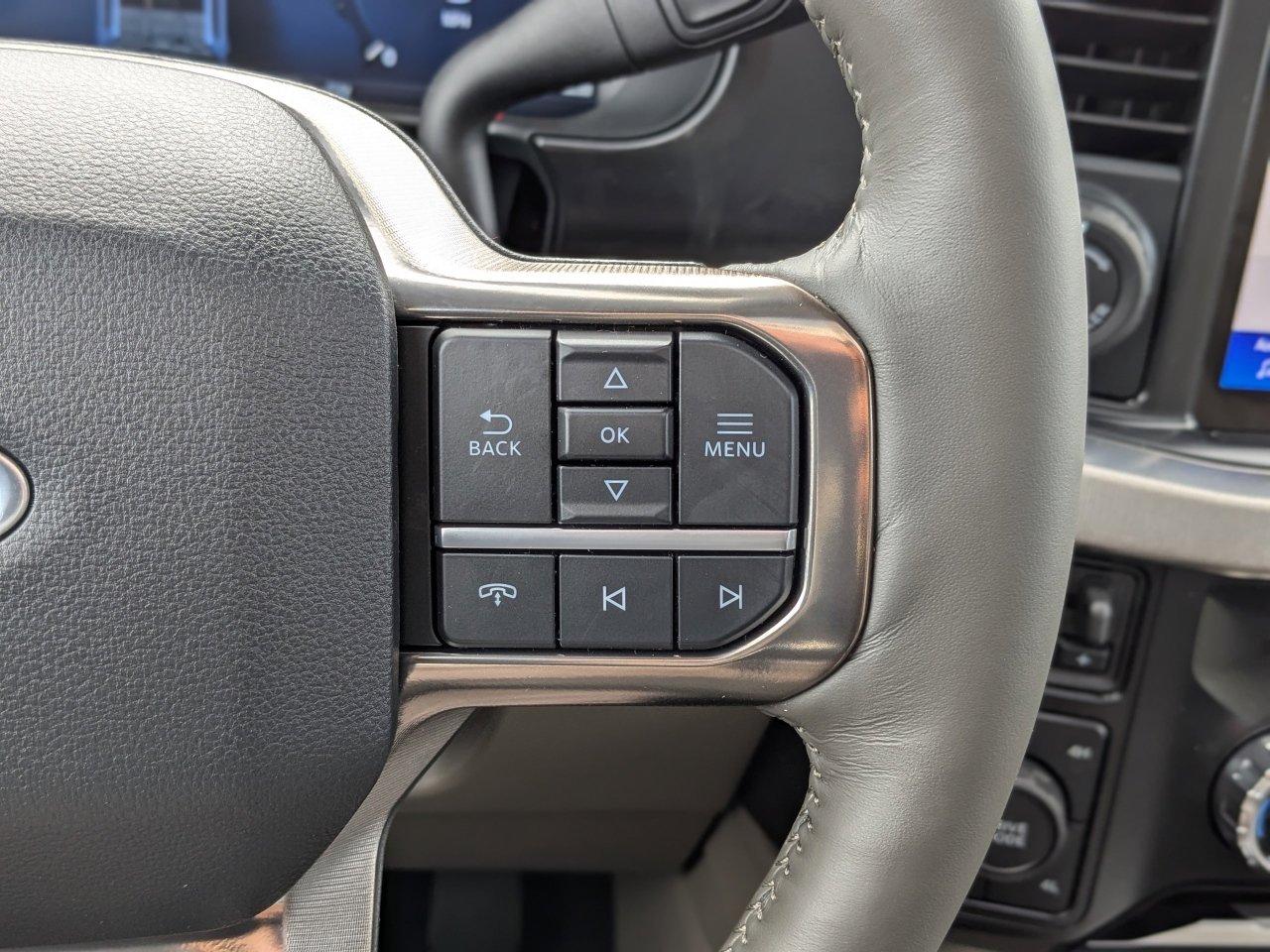 New 2026 Ford F250 Platinum w/ Platinum Plus Package image 34