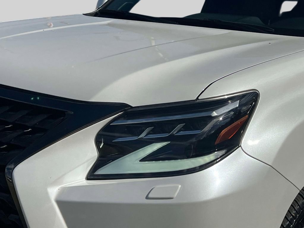 Used 2023 Lexus GX 460 w/ Black Line Special Edition image 8