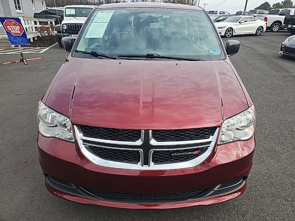 Used 2016 Dodge Grand Caravan American Value Package w/ UConnect Hands-Free Group FWD image 8
