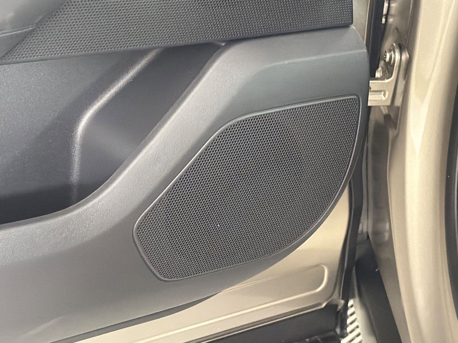 New 2026 Land Rover Range Rover Velar S image 22