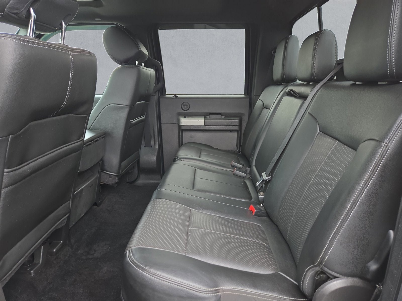 Used 2015 Ford F250 Lariat w/ Lariat Ultimate Package AWD/4WD image 23