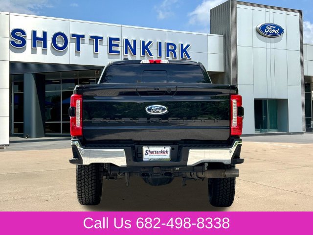 Used 2023 Ford F250 Lariat w/ Lariat Ultimate Package AWD/4WD image 8