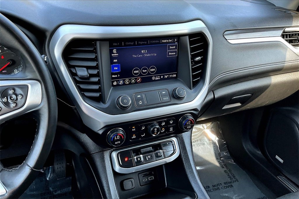 Certified 2023 GMC Acadia SLT image 10