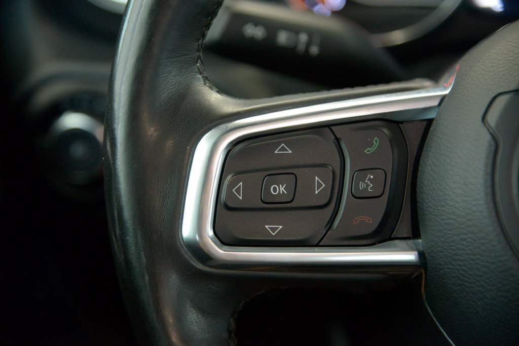 Used 2019 Jeep Wrangler Unlimited Sahara AWD/4WD image 22