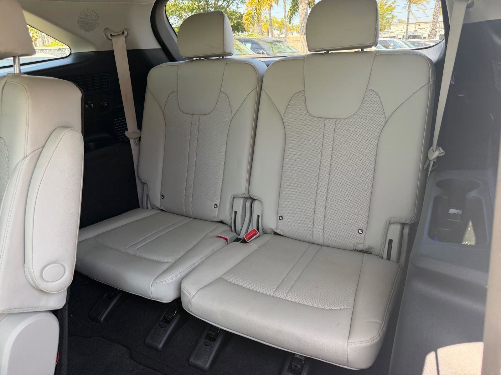 Used 2023 Kia Sorento SX Prestige w/ Panoramic Sunroof Package AWD/4WD image 29