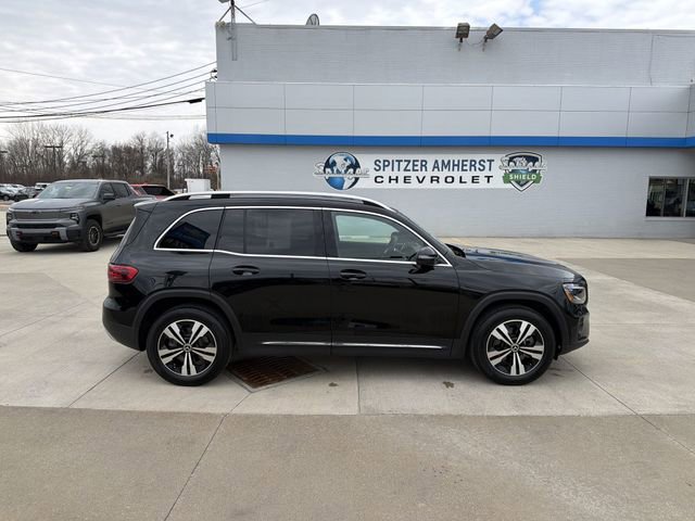 Used 2025 Mercedes-Benz GLB 250 image 11