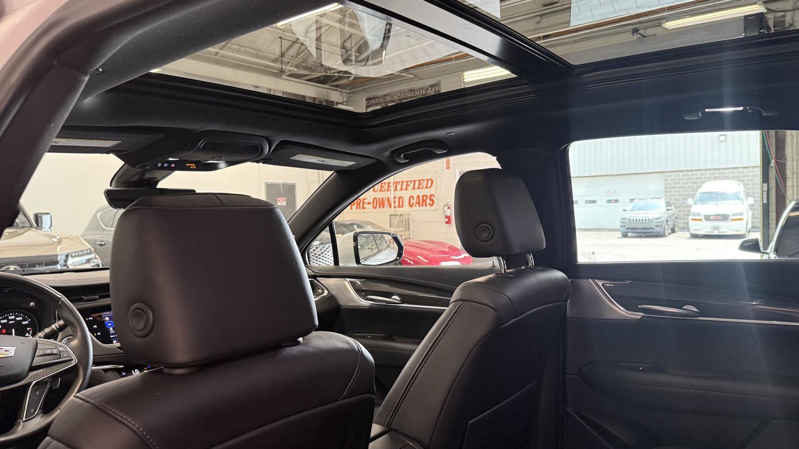 Used 2023 Cadillac XT5 Sportv w/ Technology Package AWD/4WD image 34