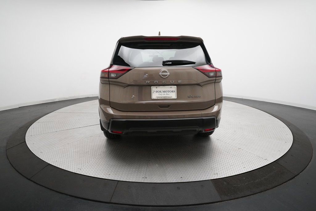 Certified 2024 Nissan Rogue SV w/ SV Premium Package image 27