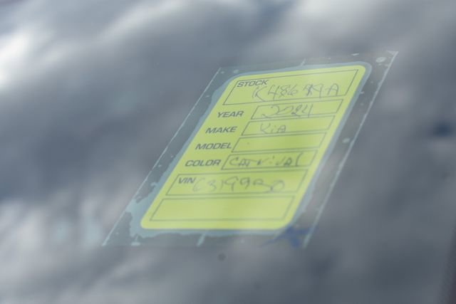 Certified 2024 Kia Carnival LX image 35