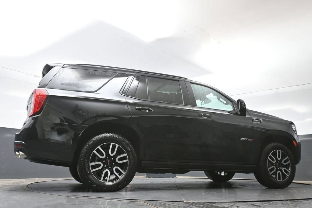Used 2024 GMC Yukon AT4 w/ AT4 Premium Package AWD/4WD image 53