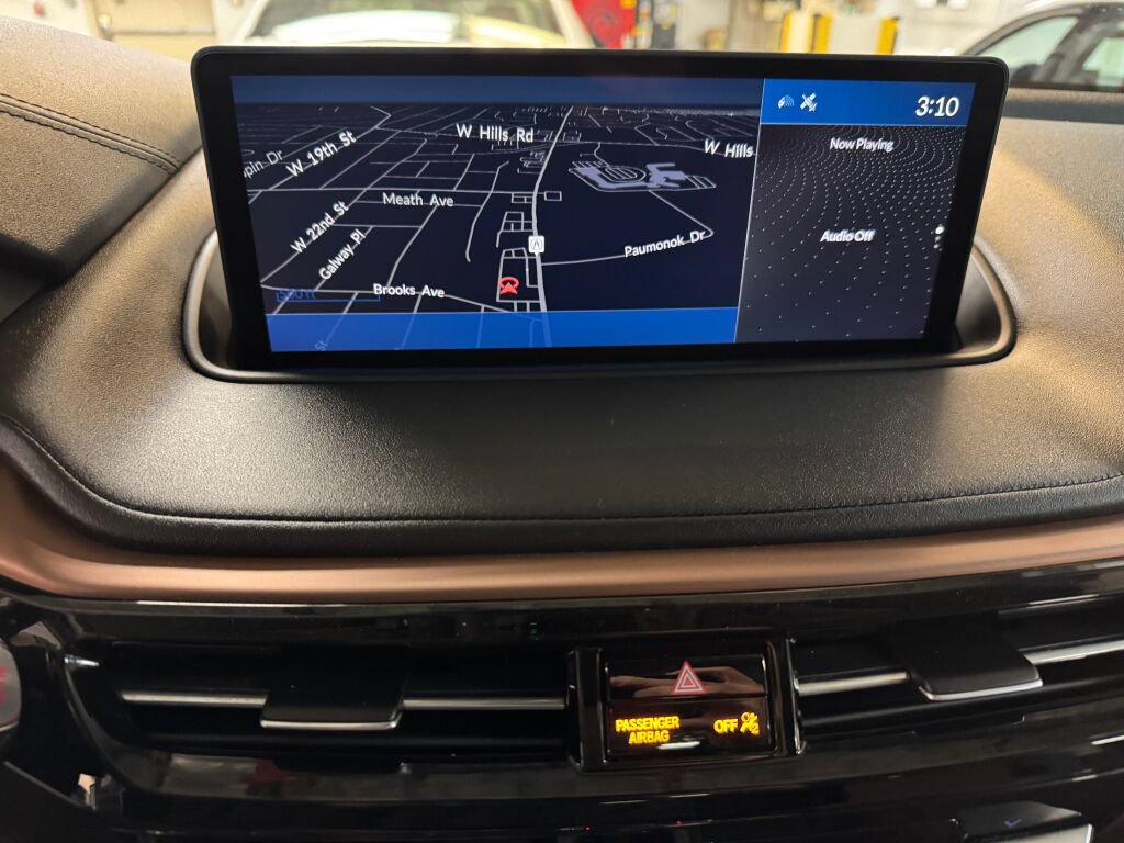 Certified 2023 Acura MDX w/ Technology Package AWD/4WD image 18