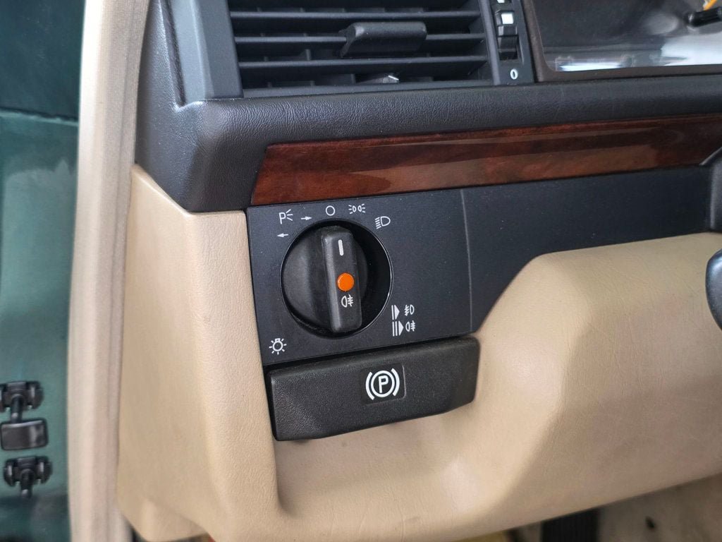 Used 1994 Mercedes-Benz E 320 Coupe image 48
