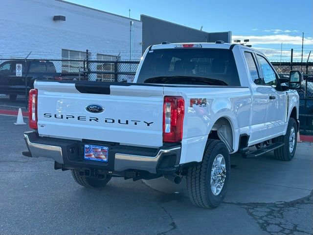 New 2026 Ford F250 XLT w/ FX4 Off-Road Package image 5