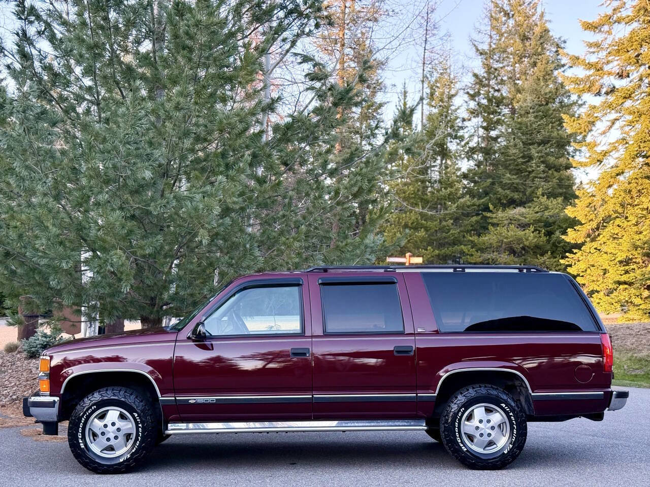 Used 1994 Chevrolet Suburban 4WD image 81