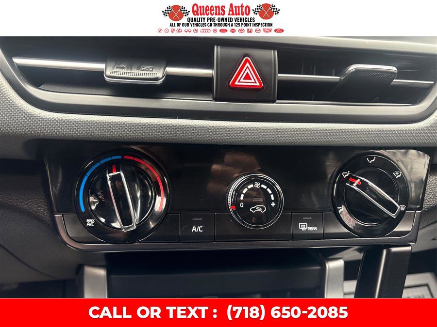 Used 2024 Kia Seltos LX AWD/4WD image 36