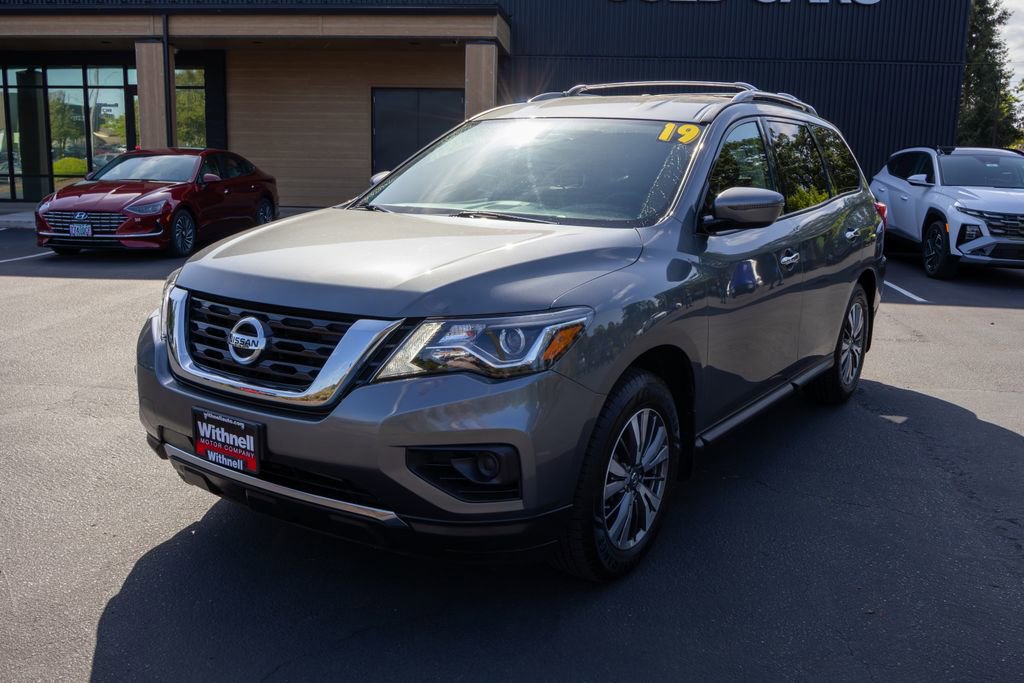 Used 2019 Nissan Pathfinder S AWD/4WD image 3