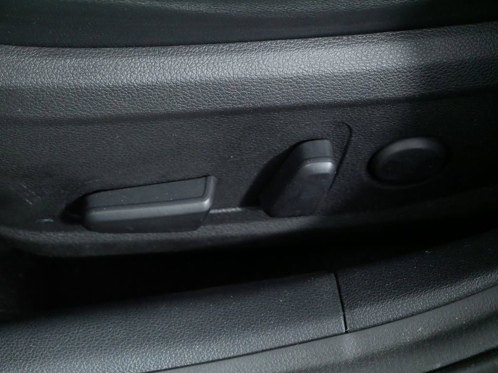 Used 2019 Kia Optima S image 18