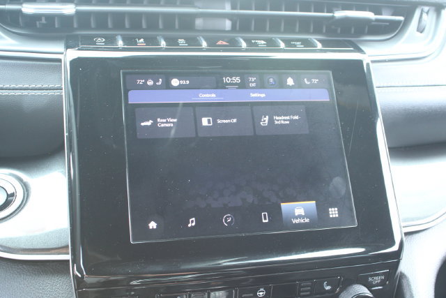 Used 2023 Jeep Grand Cherokee L Laredo RWD image 24