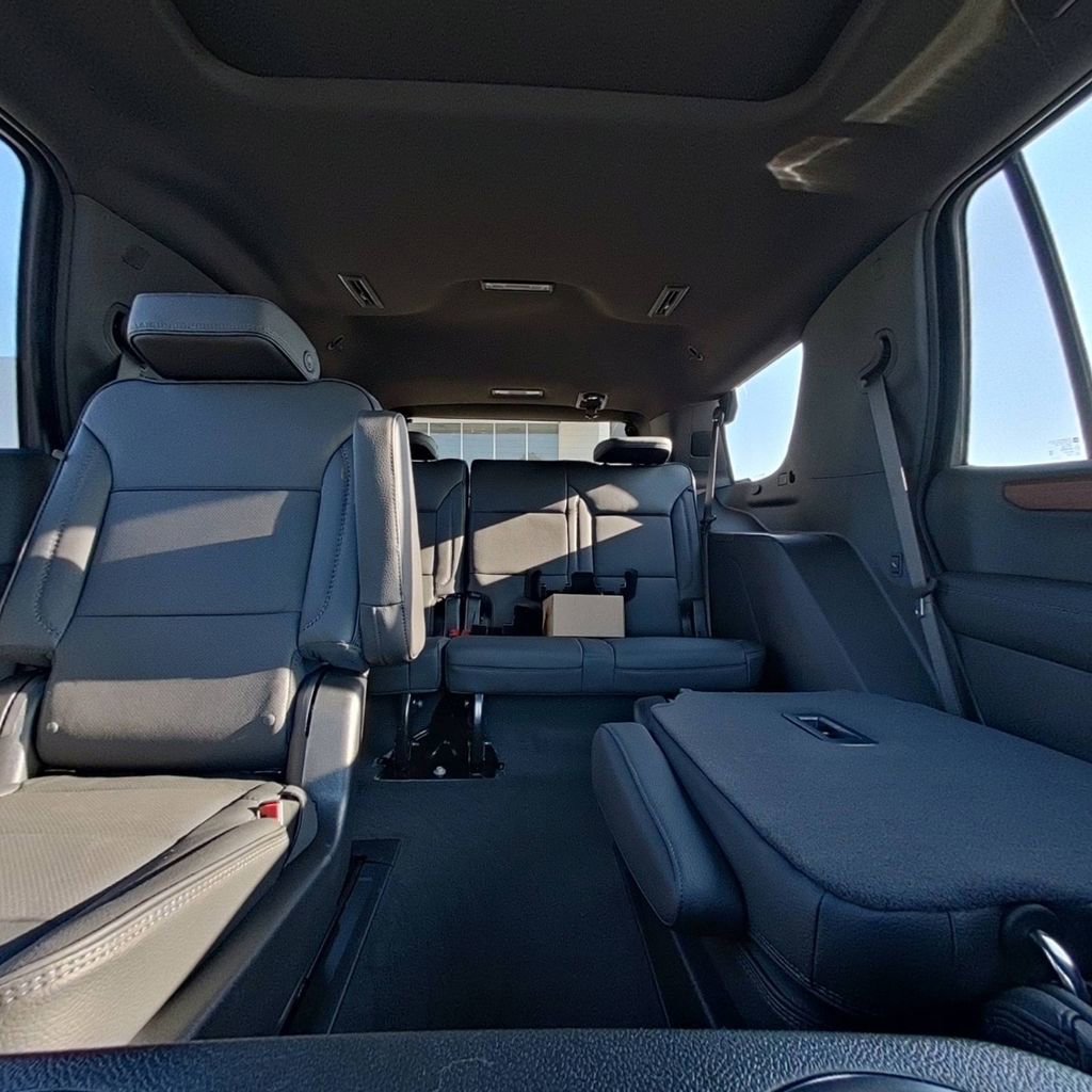 New 2026 GMC Yukon Denali w/ Denali Reserve Package image 39