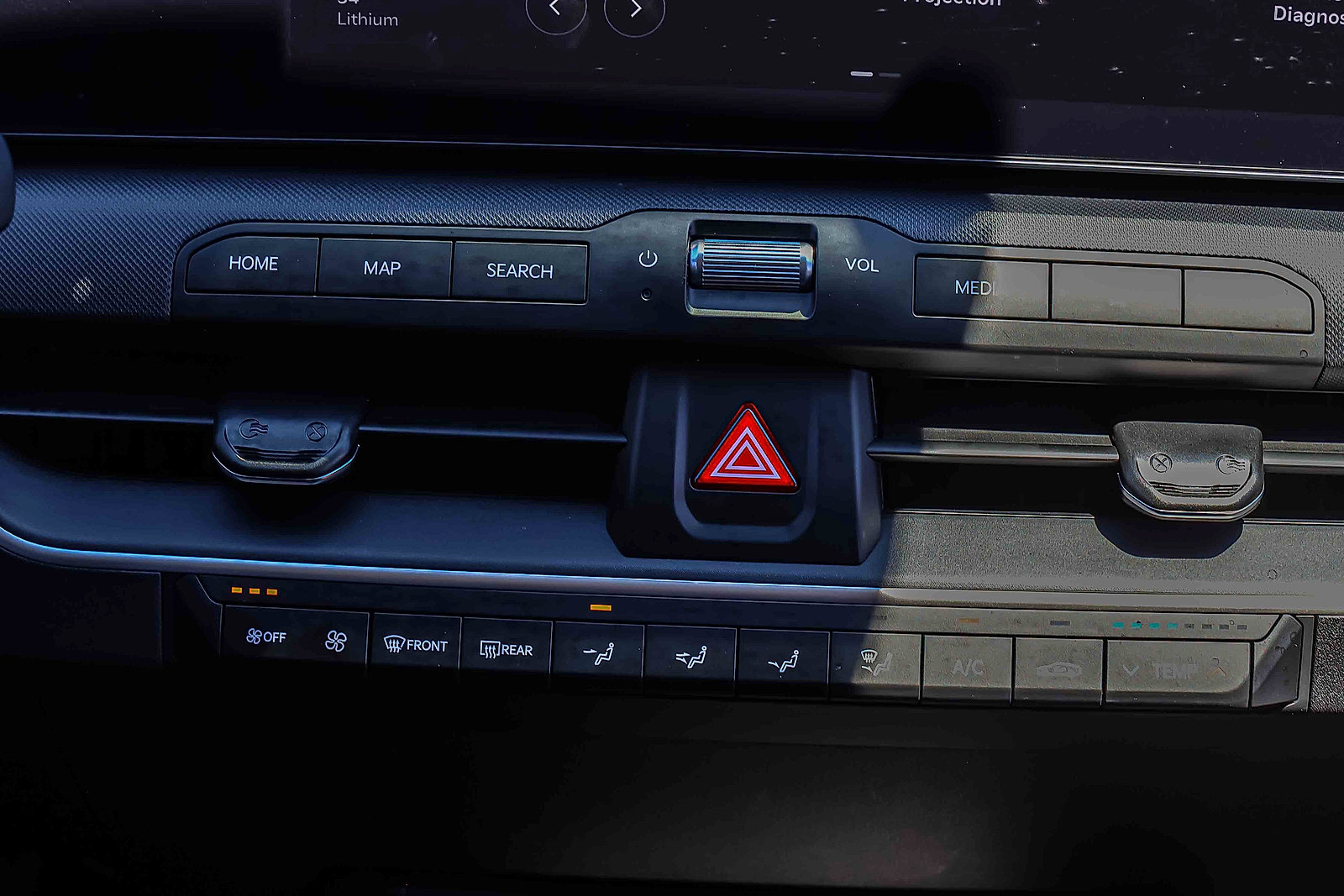 Certified 2025 Kia K4 FWD image 12