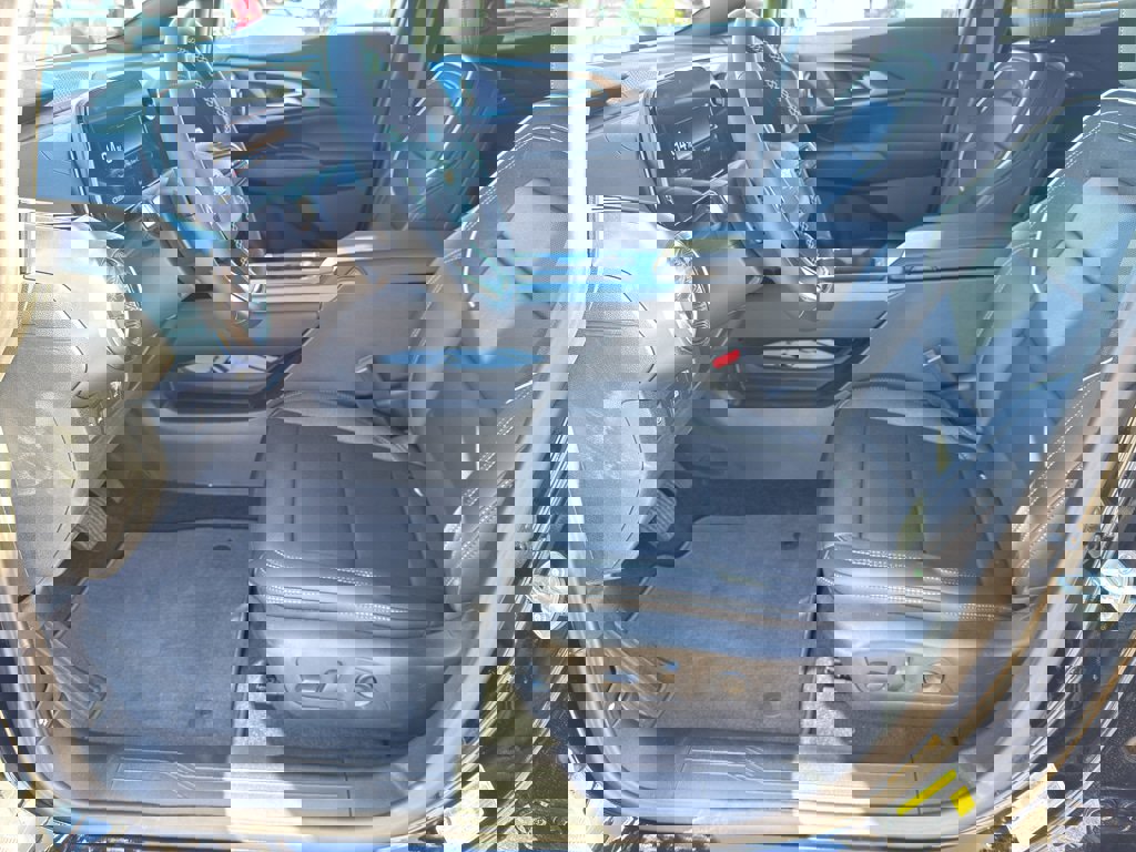 New 2026 Chevrolet Equinox EV LT image 8