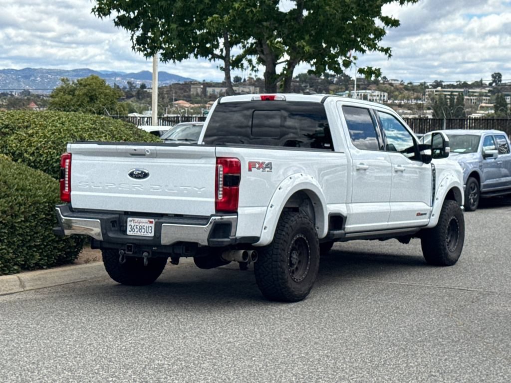 Used 2023 Ford F350 Lariat w/ Lariat Ultimate Package AWD/4WD image 7
