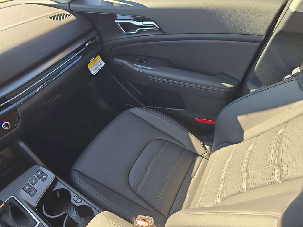 New 2026 Kia Sportage SX image 18